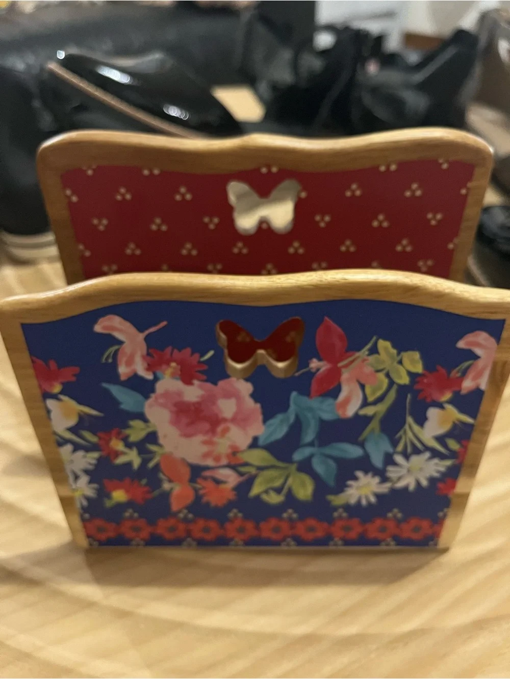 The Pioneer Woman Blue Floral Butterfly Napkin Holder with Red Accent